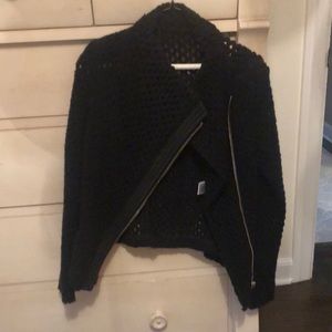 Wool, weaves sweater